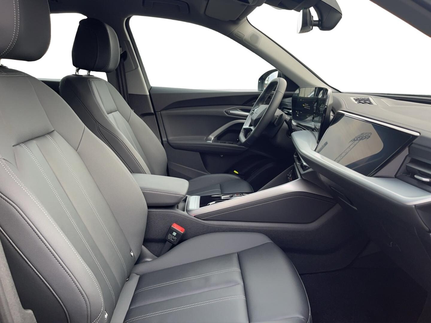 Bild über Audi Q5 Sportback TFSI quattro 150 kW S tronic - für weitere Informationen kontaktieren Sie den Audi Partner