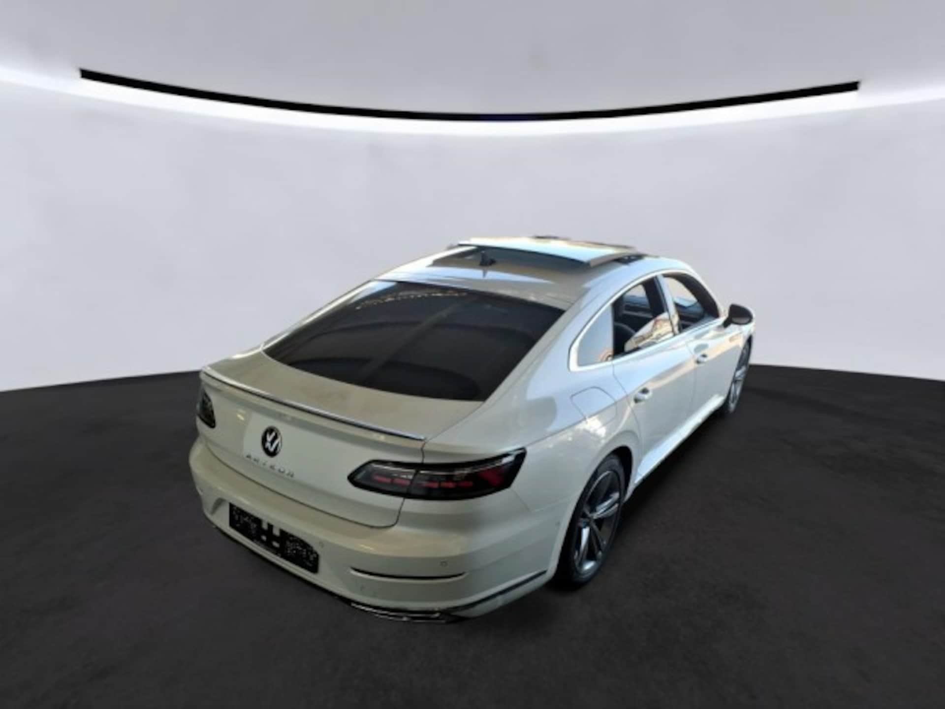 Volkswagen Arteon R-Line