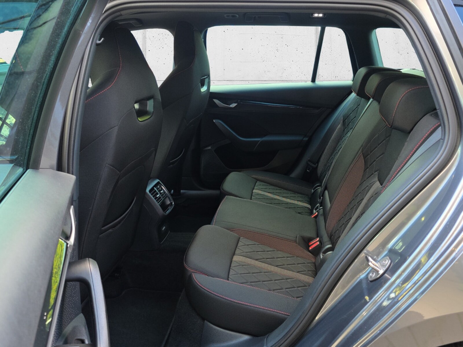 Škoda Octavia Combi – Bild 12