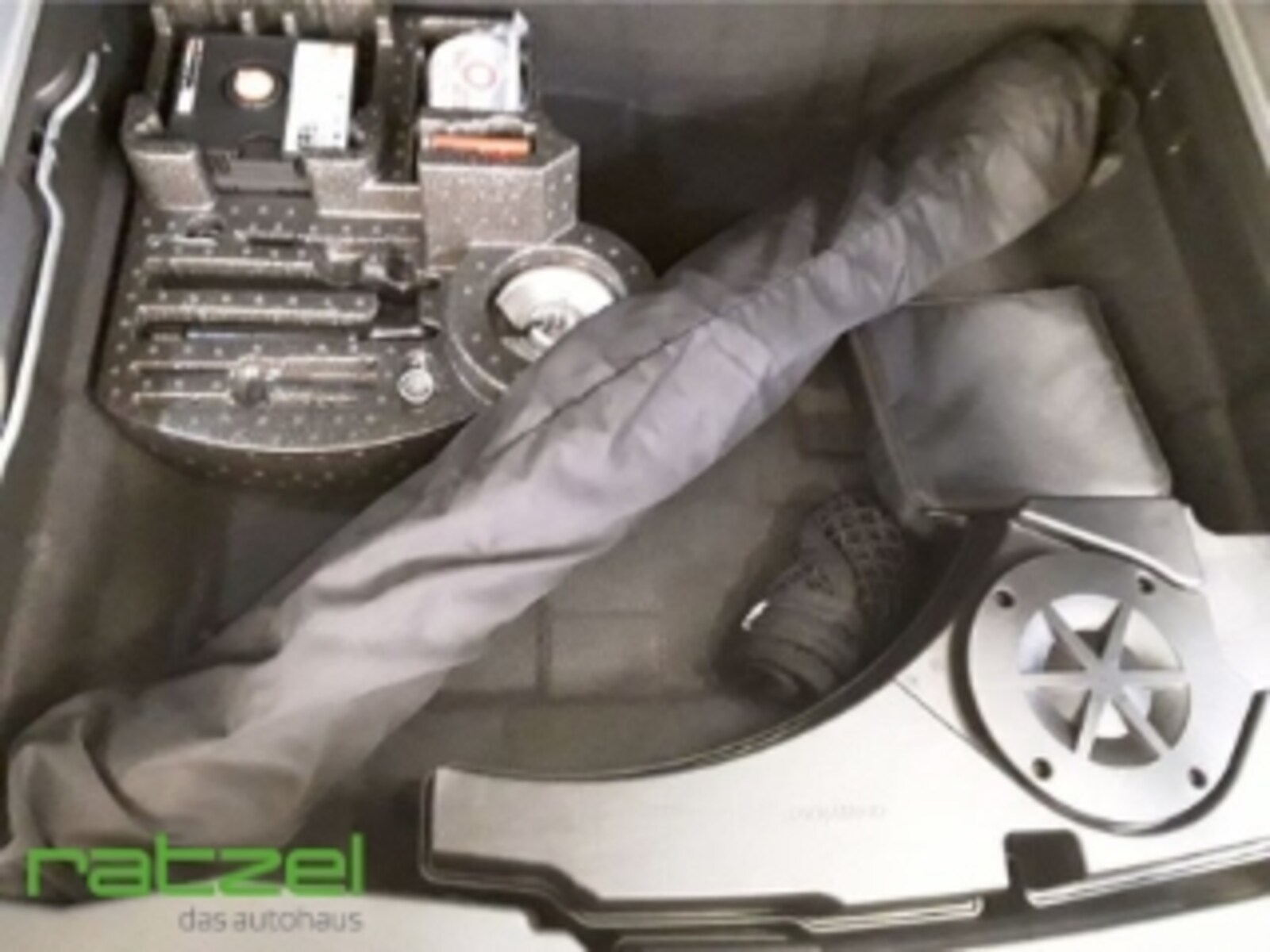 Volkswagen Touareg – Bild 10