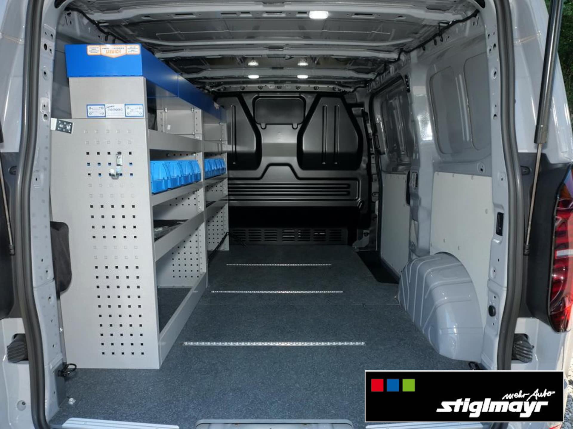Volkswagen Transporter Kasten kurzer Radstand