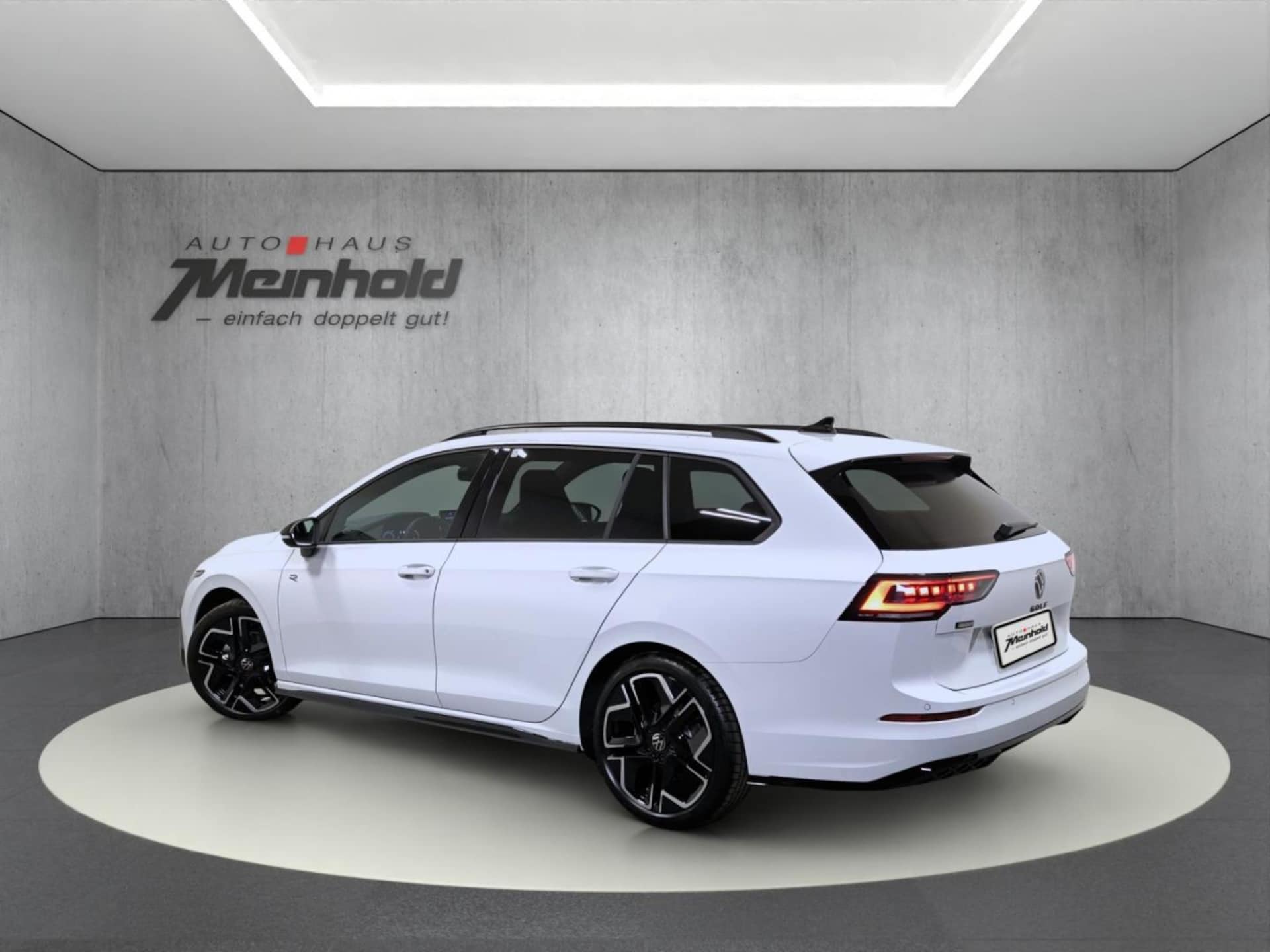 Volkswagen Golf Variant R-Line
