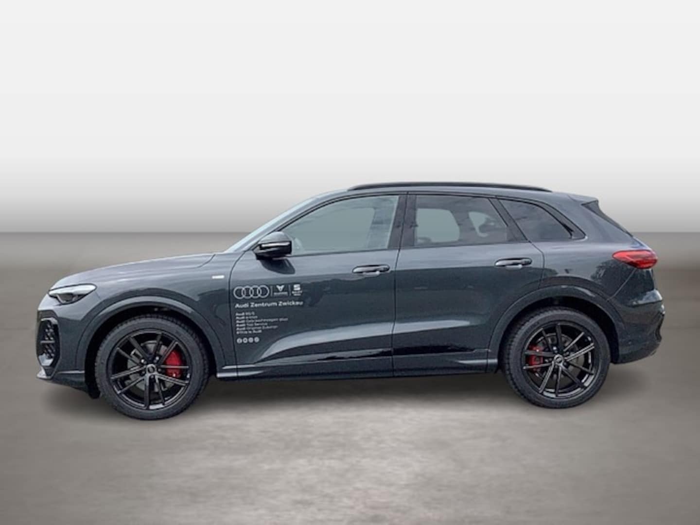 Bild über Audi Q5 SUV TFSI quattro 150 kW S tronic - für weitere Informationen kontaktieren Sie den Audi Partner