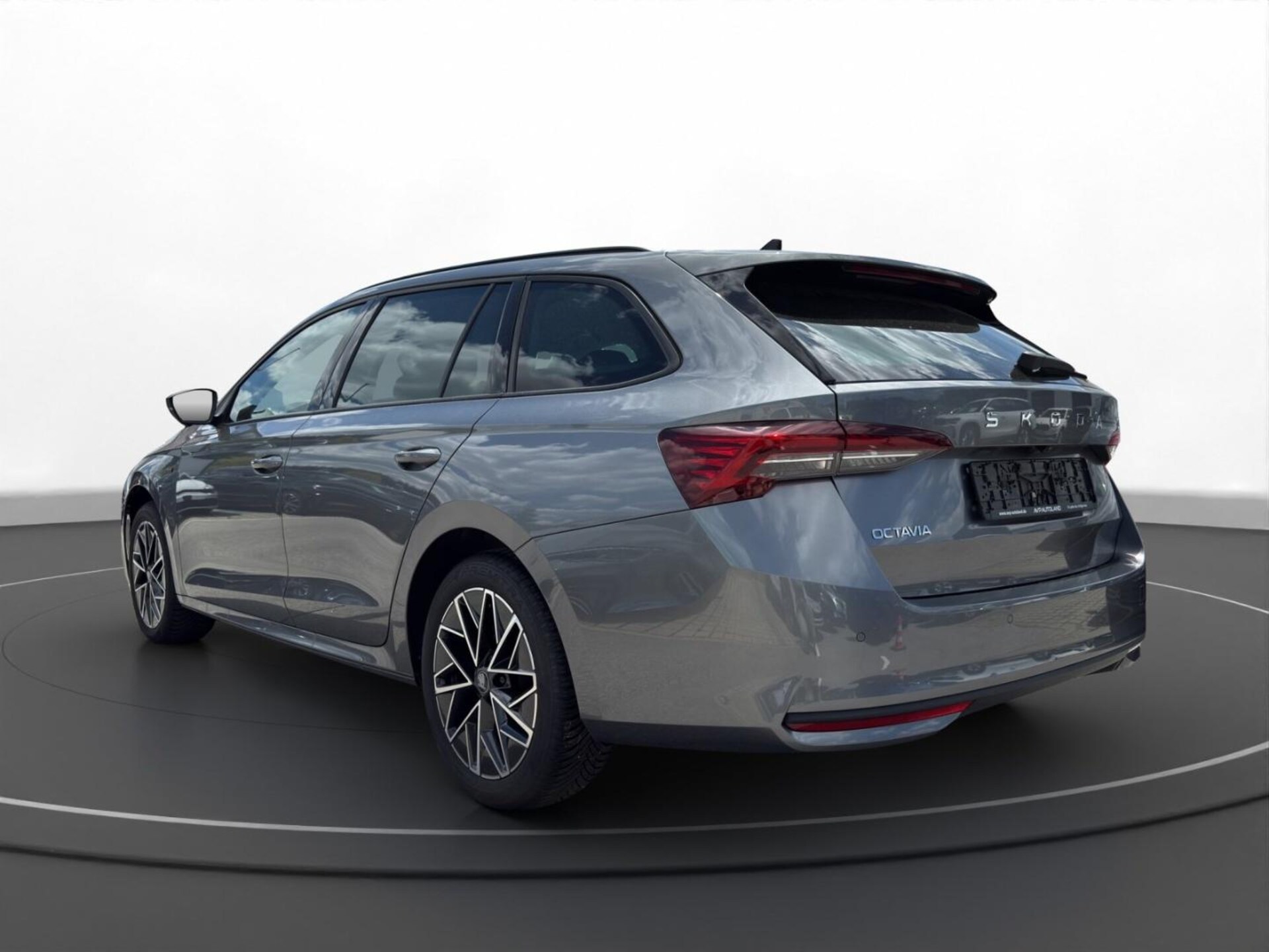Skoda Octavia Combi Tour