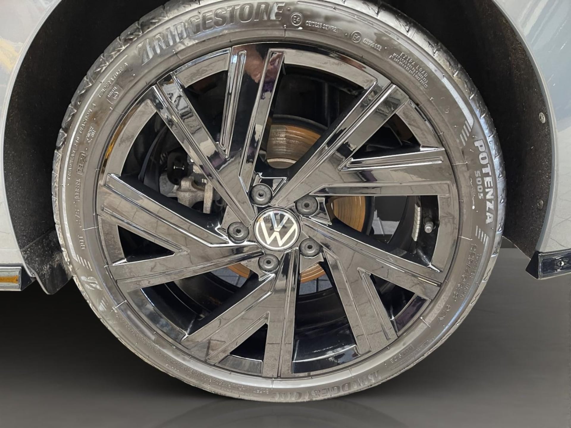 Volkswagen Golf R-Line
