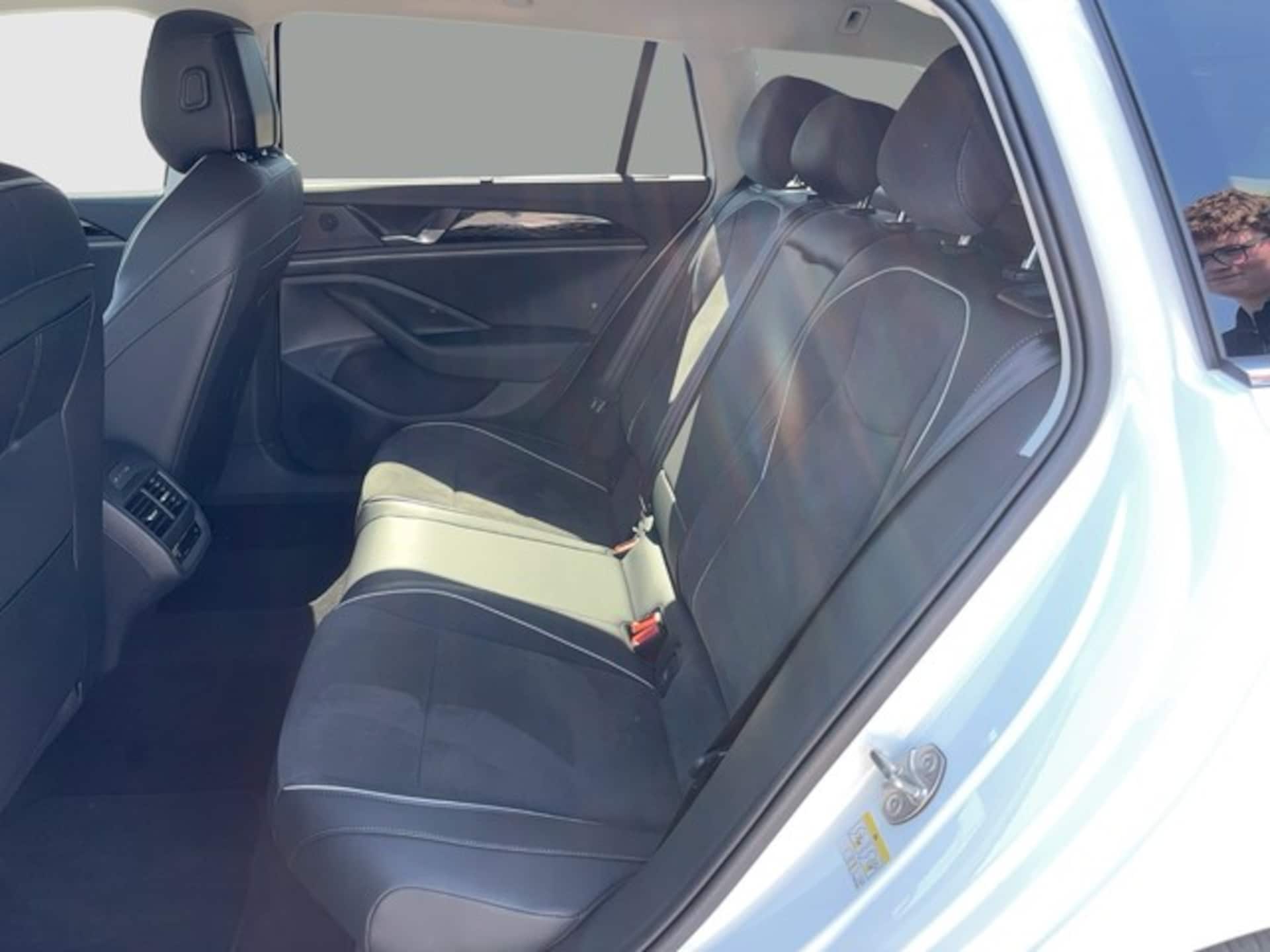 Volkswagen Passat Business
