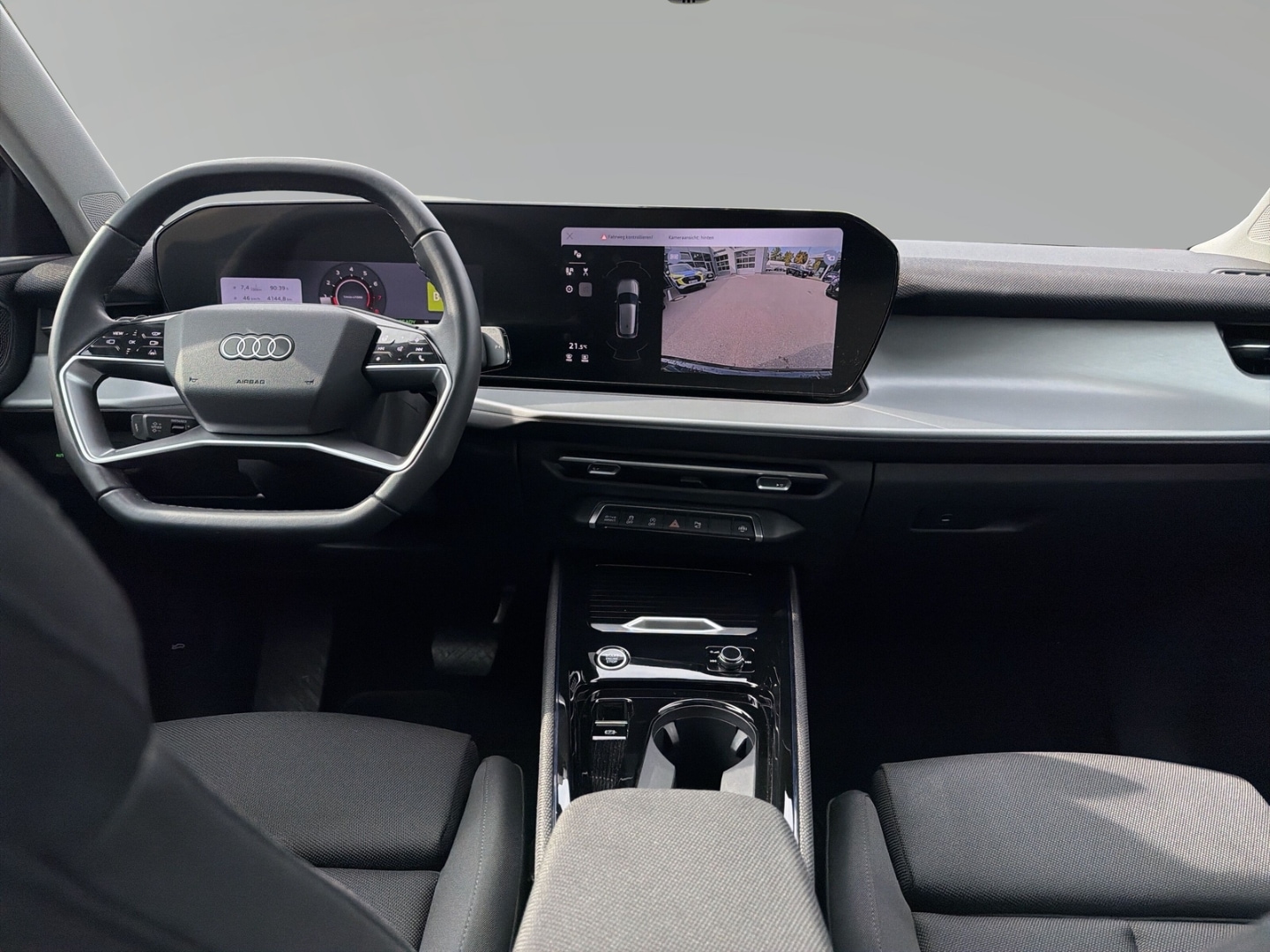 Bild über Audi Q3 SUV TFSI 110 kW S tronic - für weitere Informationen kontaktieren Sie den Audi Partner