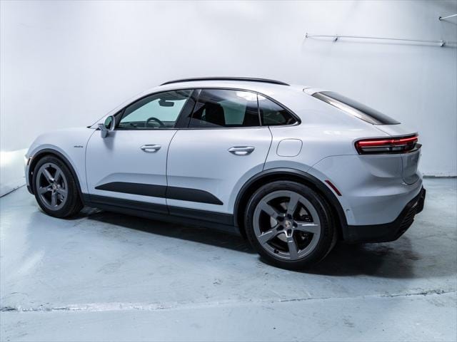 Used 2025 Porsche Macan Base with VIN WP1AA2XA0SL000654 for sale in Lakewood, CO