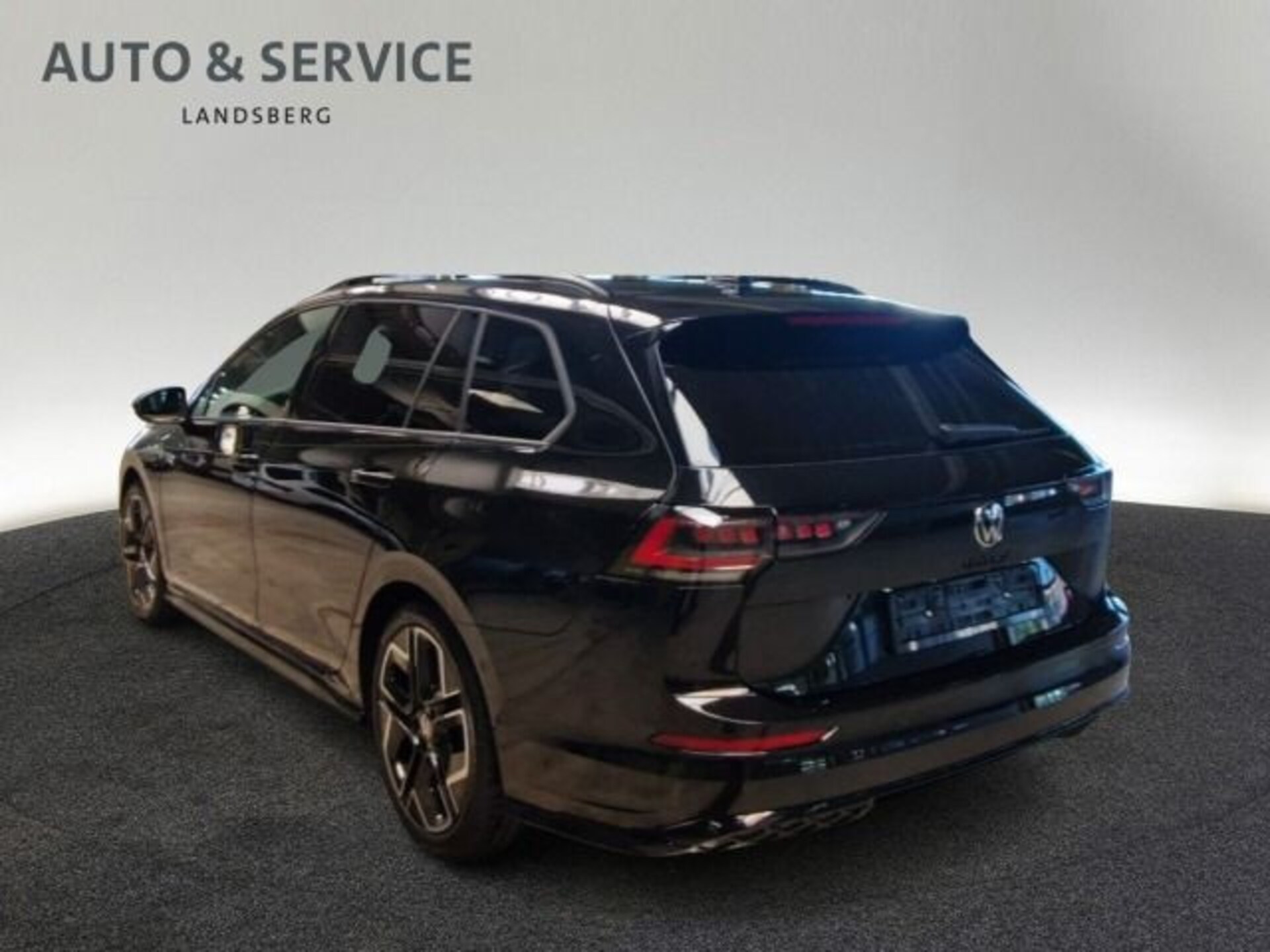 Volkswagen Golf Variant R-Line