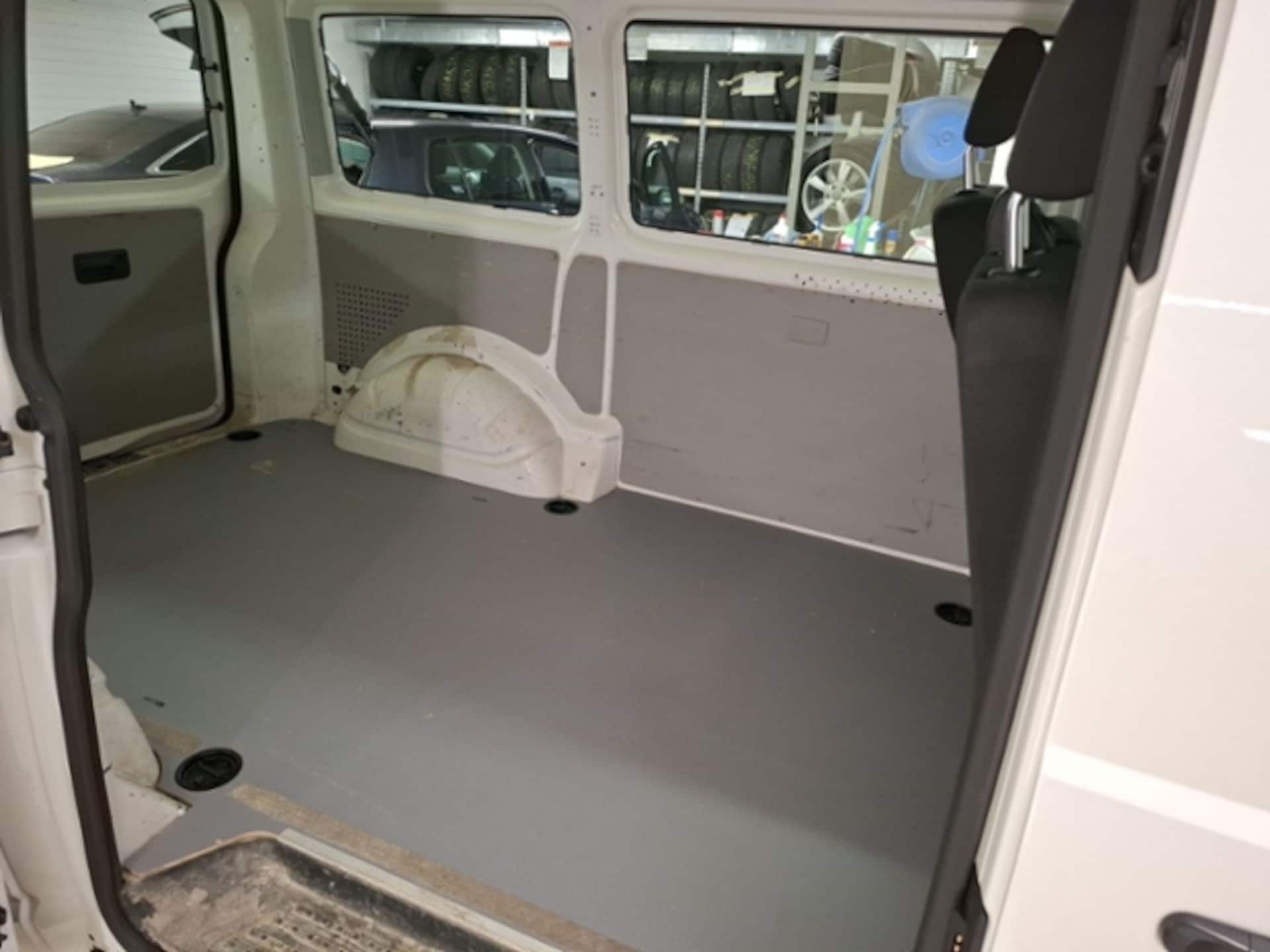 Volkswagen T6 Transporter Kombi kurzer Radstand