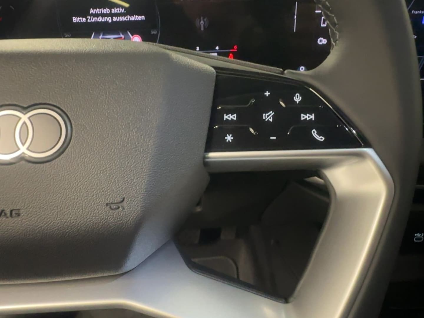 Bild über Audi A5 Limousine TDI 150 kW S tronic - für weitere Informationen kontaktieren Sie den Audi Partner