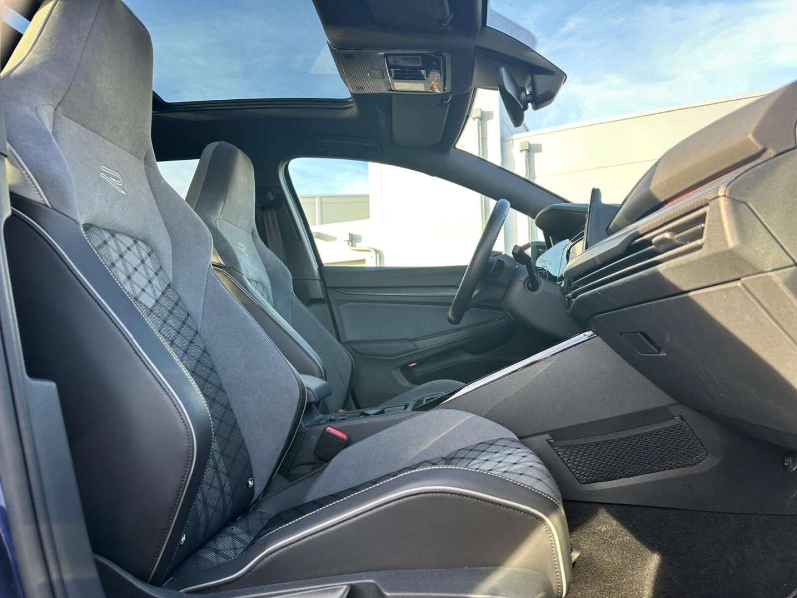 Volkswagen Golf Variant – Bild 9