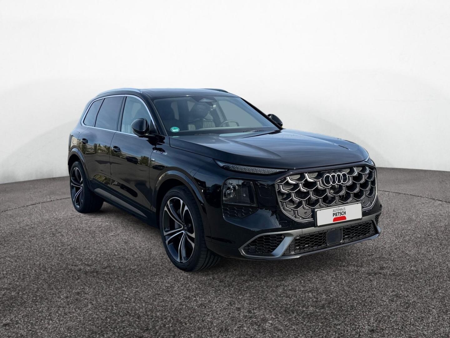 Bild über Audi Q7 SUV TDI quattro 220 kW tiptronic - für weitere Informationen kontaktieren Sie den Audi Partner