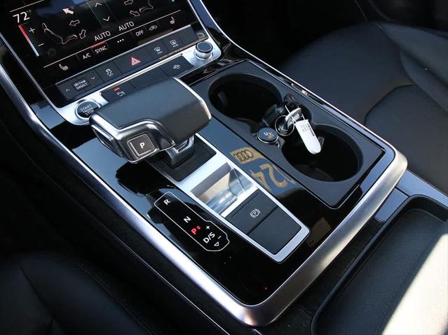 2024 AUDI Q7 - Image 13