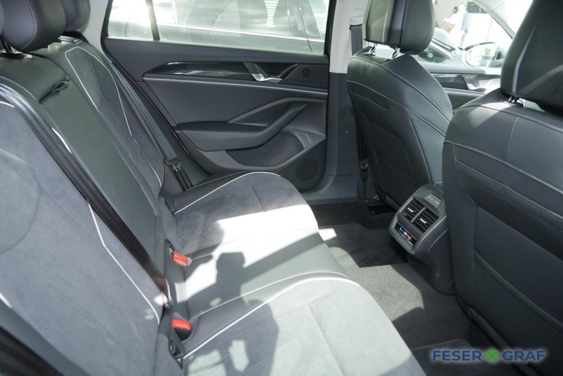 Volkswagen Passat Business