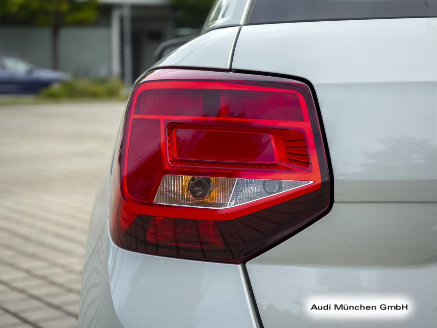 Bild über Audi Q2 35 TFSI S tronic - für weitere Informationen kontaktieren Sie den Audi Partner
