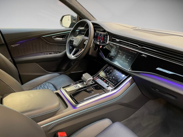 Audi RSQ8