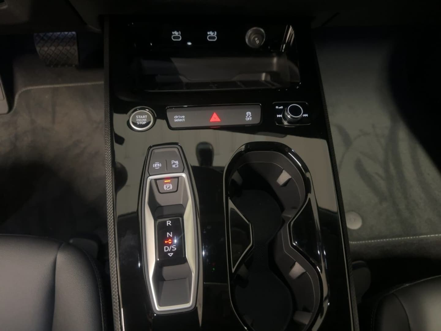 Bild über Audi A5 Limousine TDI 150 kW S tronic - für weitere Informationen kontaktieren Sie den Audi Partner