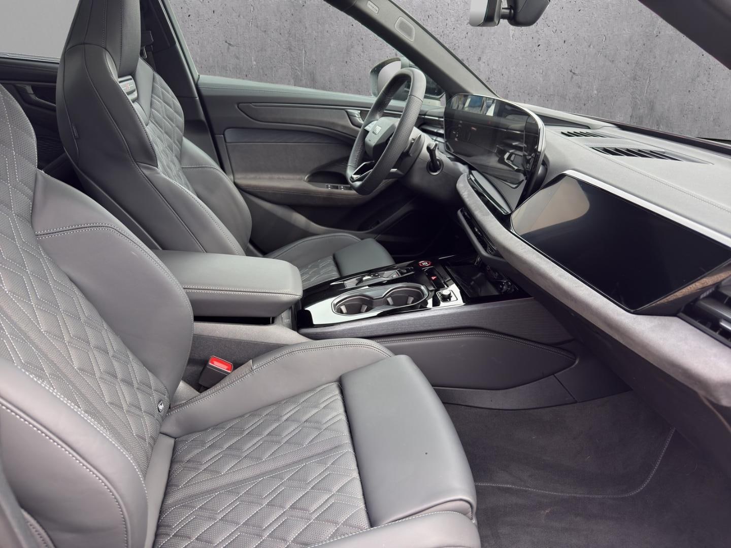 Bild über Audi A6 Avant TDI quattro 150 kW S tronic - für weitere Informationen kontaktieren Sie den Audi Partner