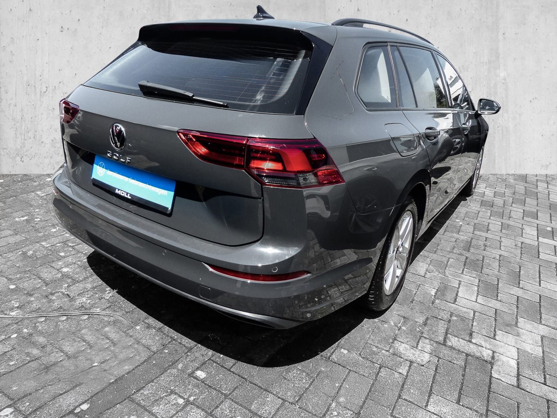 Volkswagen Golf Variant Life