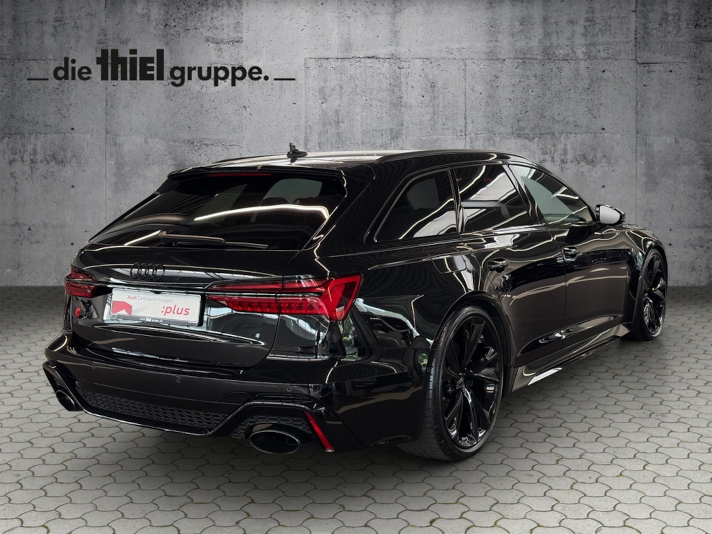 Bild über Audi RS 6 Avant performance quattro tiptronic - für weitere Informationen kontaktieren Sie den Audi Partner