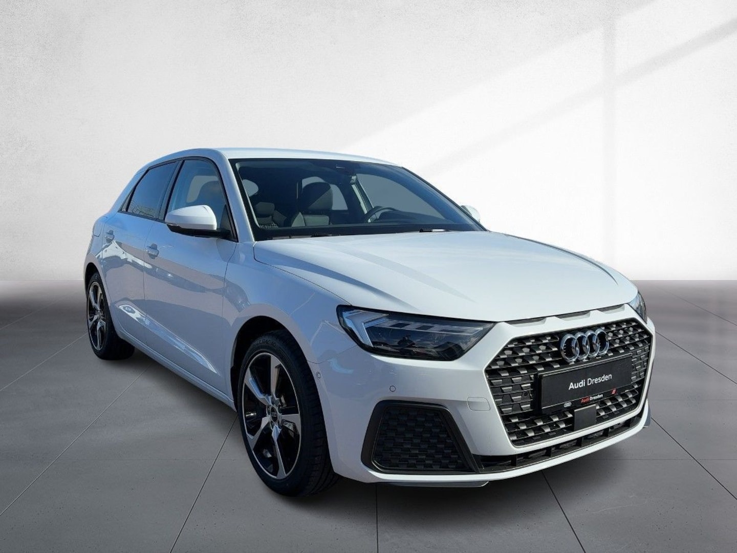 Bild über Audi A1 Sportback 25 TFSI S tronic - für weitere Informationen kontaktieren Sie den Audi Partner