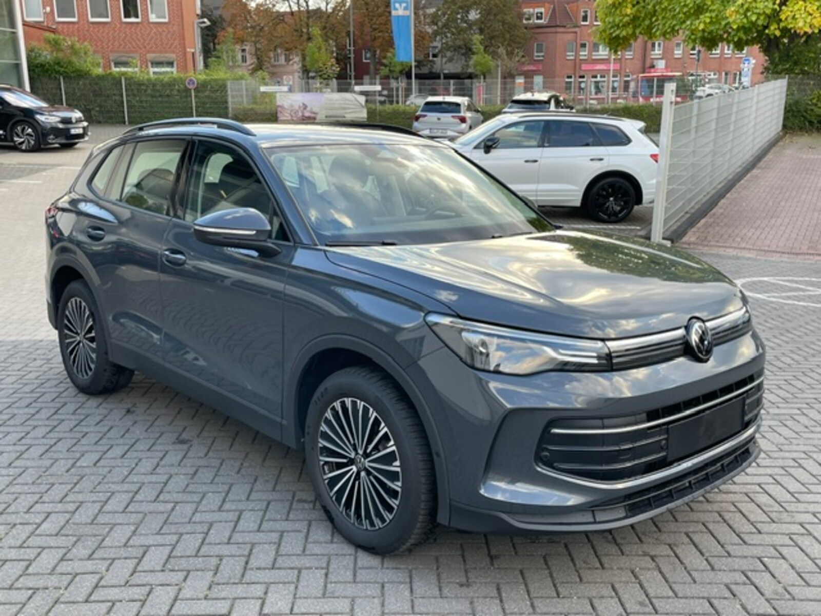 Volkswagen Tiguan – Bild 4
