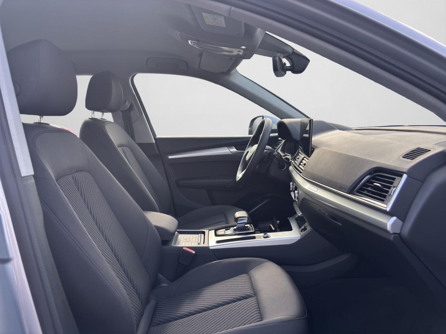 Bild über Audi Q5 TFSI e 50 TFSI e quattro S tronic - für weitere Informationen kontaktieren Sie den Audi Partner