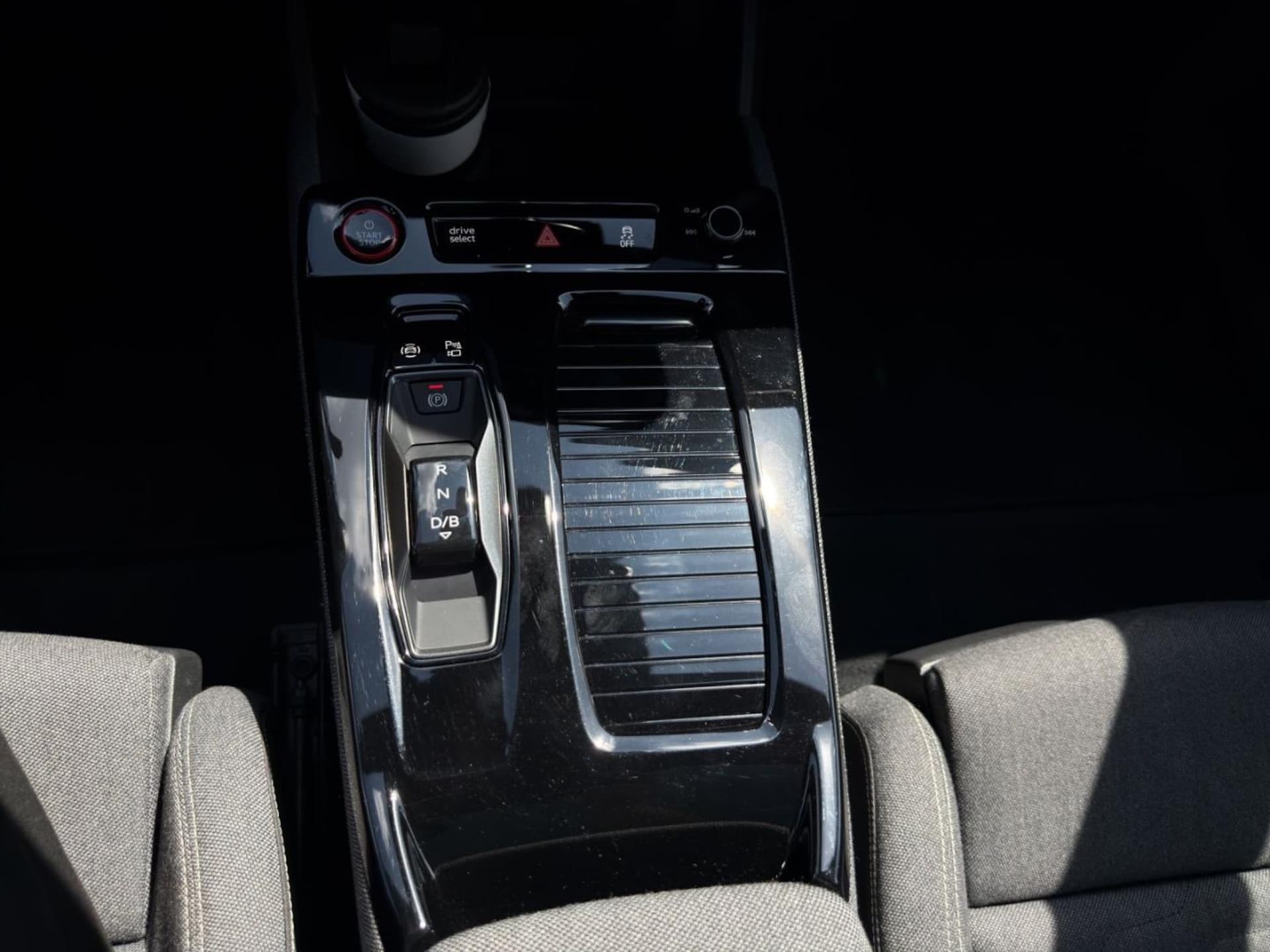 Audi A6 Avant e-tron edition one