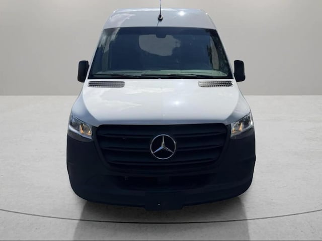 2024 Mercedes-Benz
