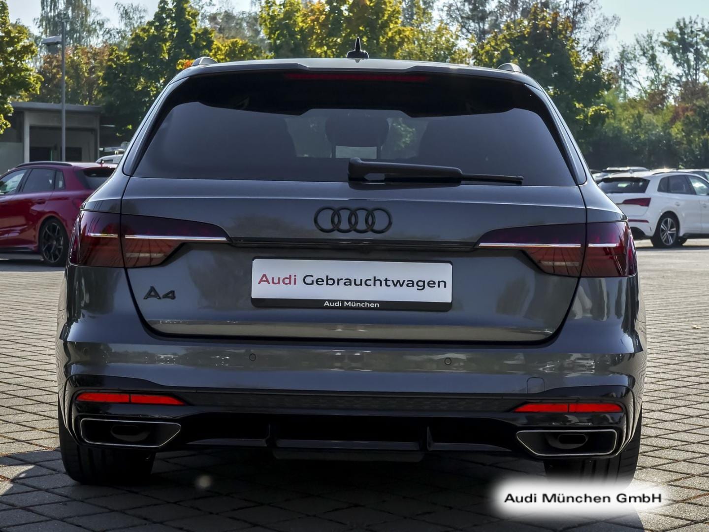 Bild über Audi A4 Avant S line 40 TFSI S tronic - für weitere Informationen kontaktieren Sie den Audi Partner