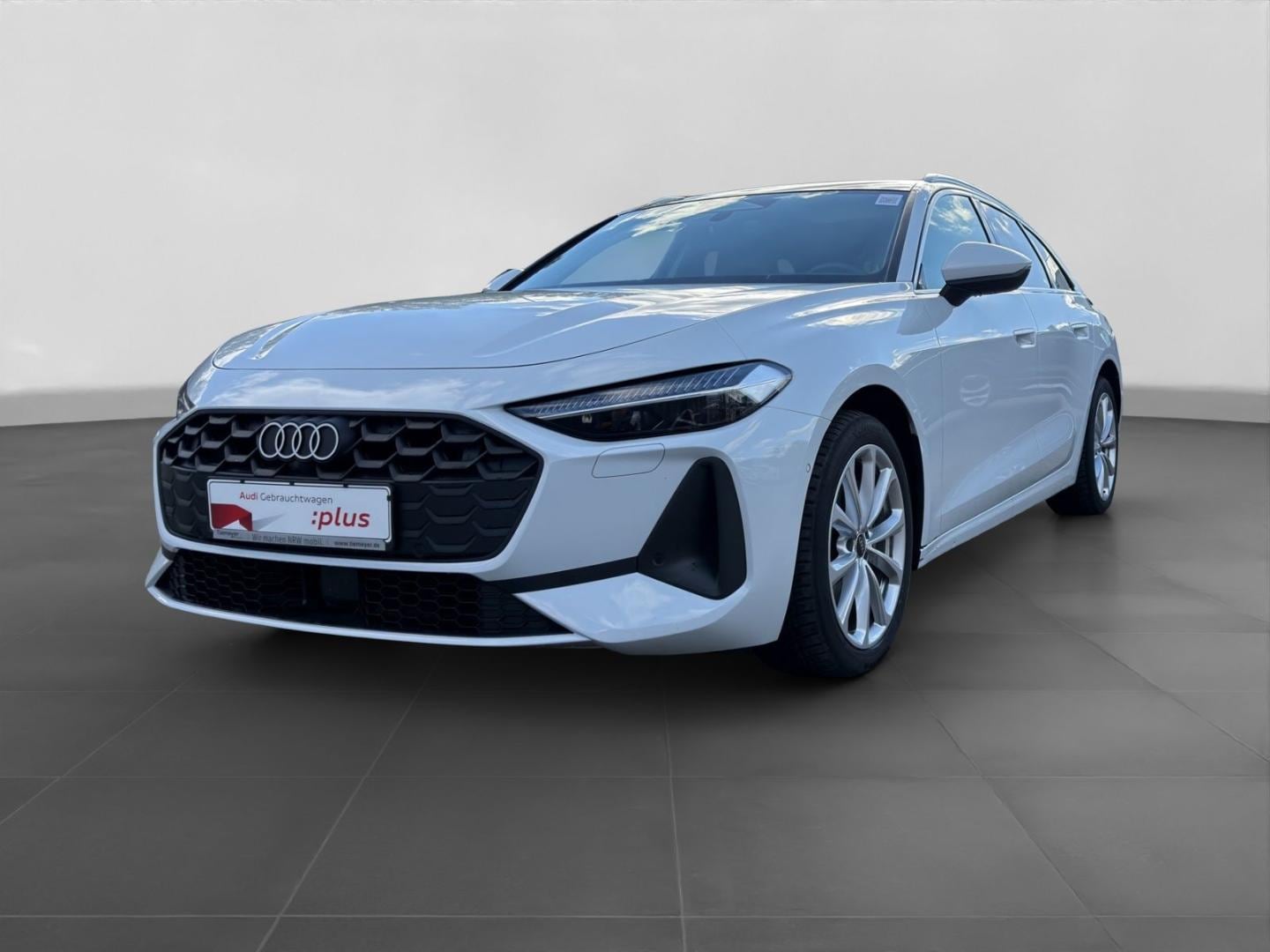 Bild über Audi A5 Avant TDI quattro 150 kW S tronic - für weitere Informationen kontaktieren Sie den Audi Partner