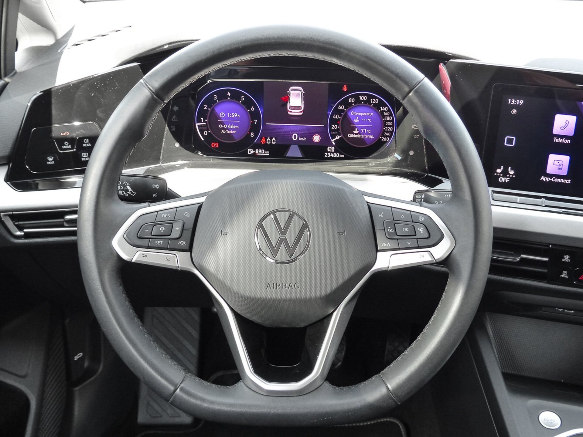 Volkswagen Golf Variant Life