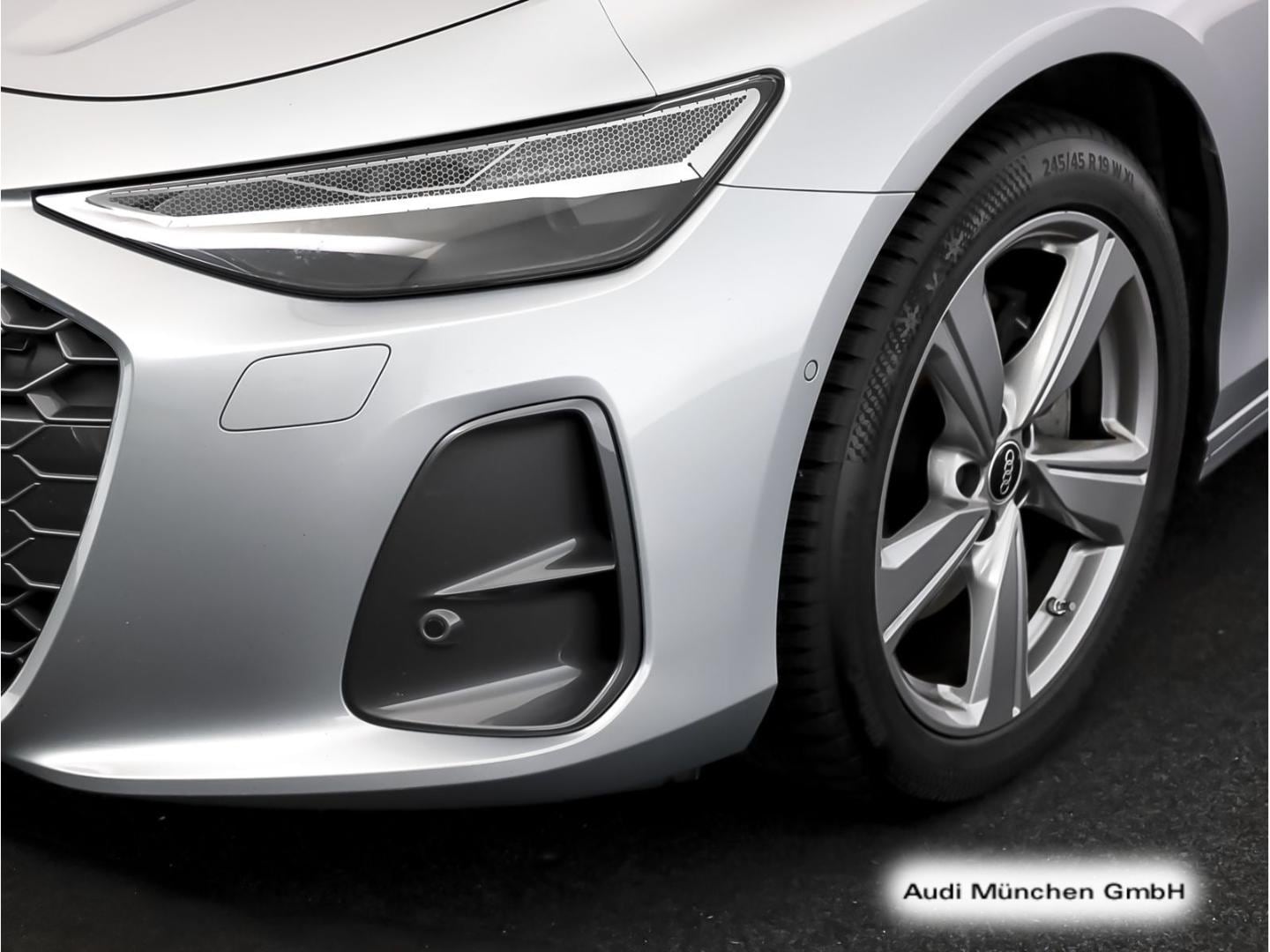 Bild über Audi A6 Avant TDI 150 kW S tronic - für weitere Informationen kontaktieren Sie den Audi Partner