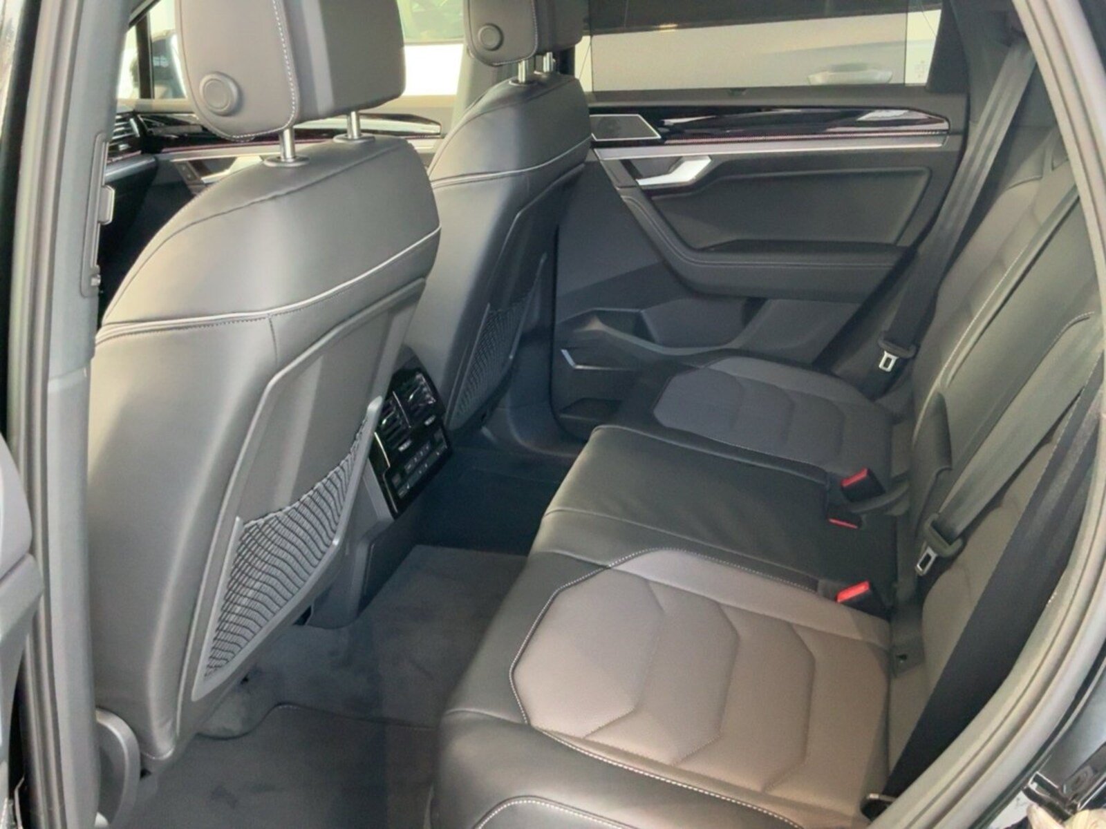 Volkswagen Touareg – Bild 8