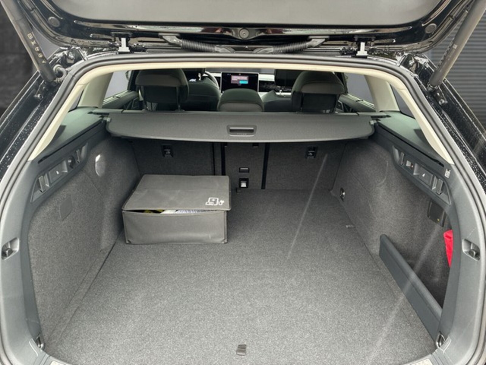 Volkswagen Passat – Bild 8