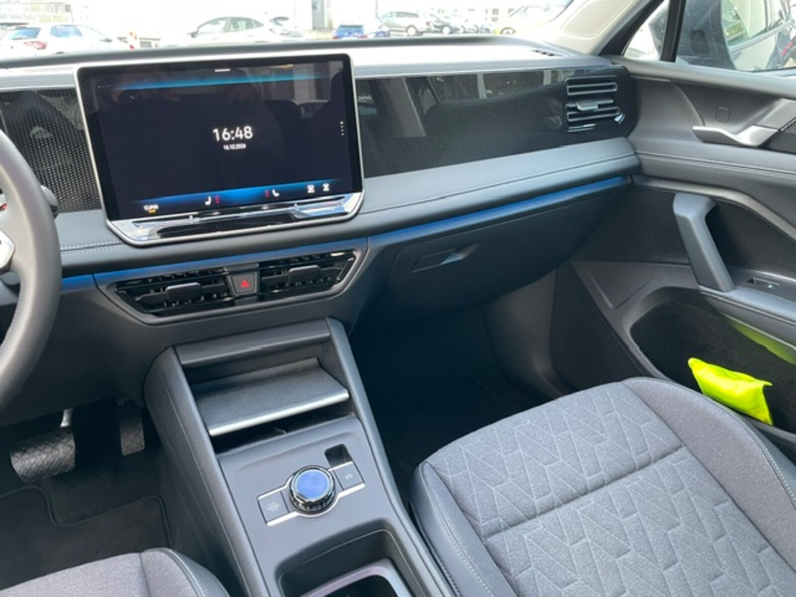 Volkswagen Tiguan – Bild 12