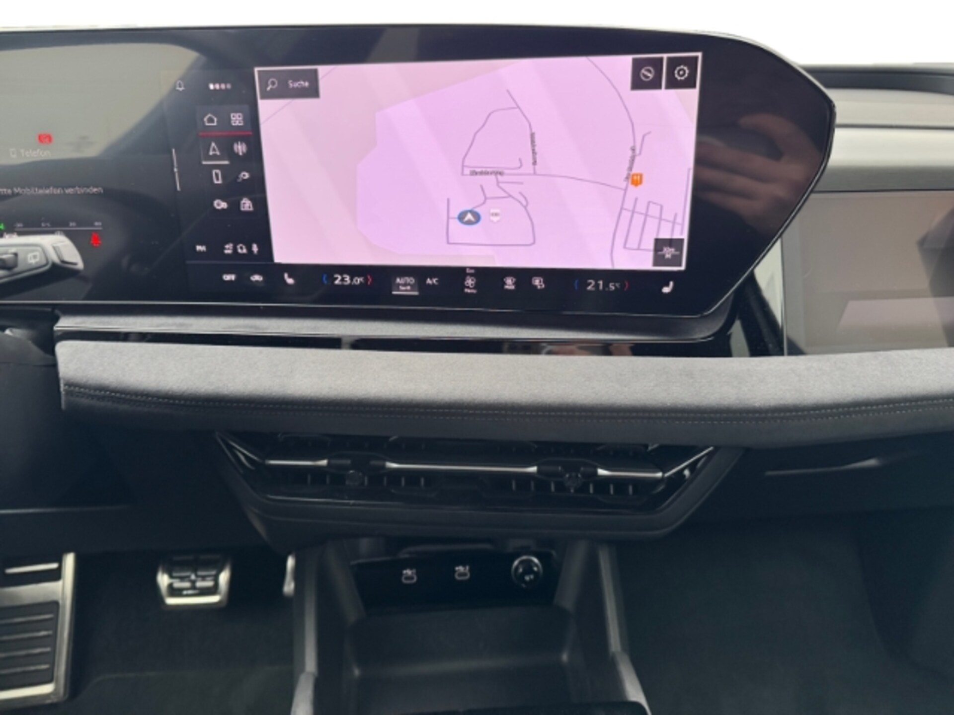 Audi Q6 SUV e-tron