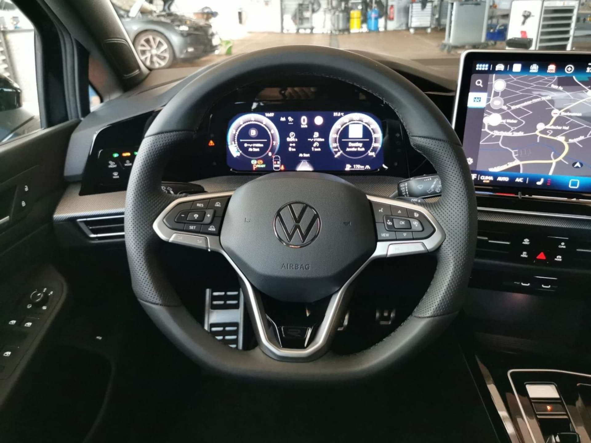 Volkswagen Golf Variant R-Line