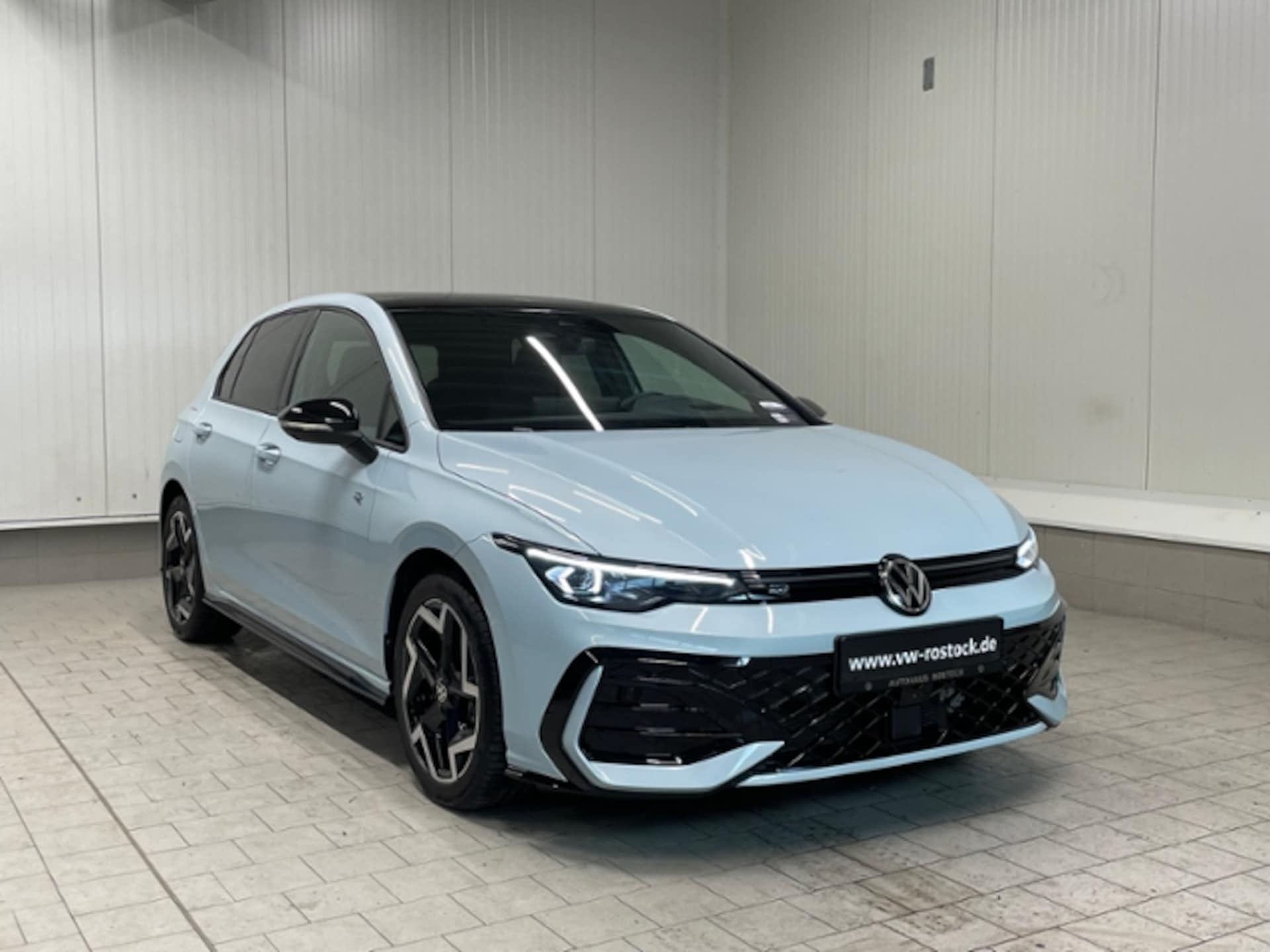 Volkswagen Golf R-Line