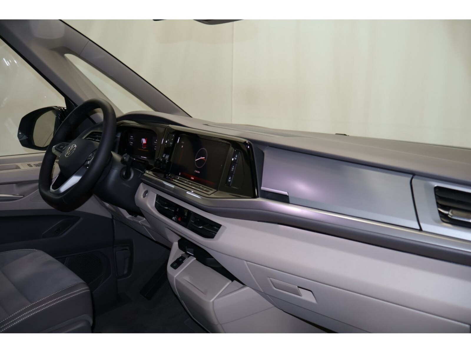 Volkswagen Multivan Langversion – Bild 14
