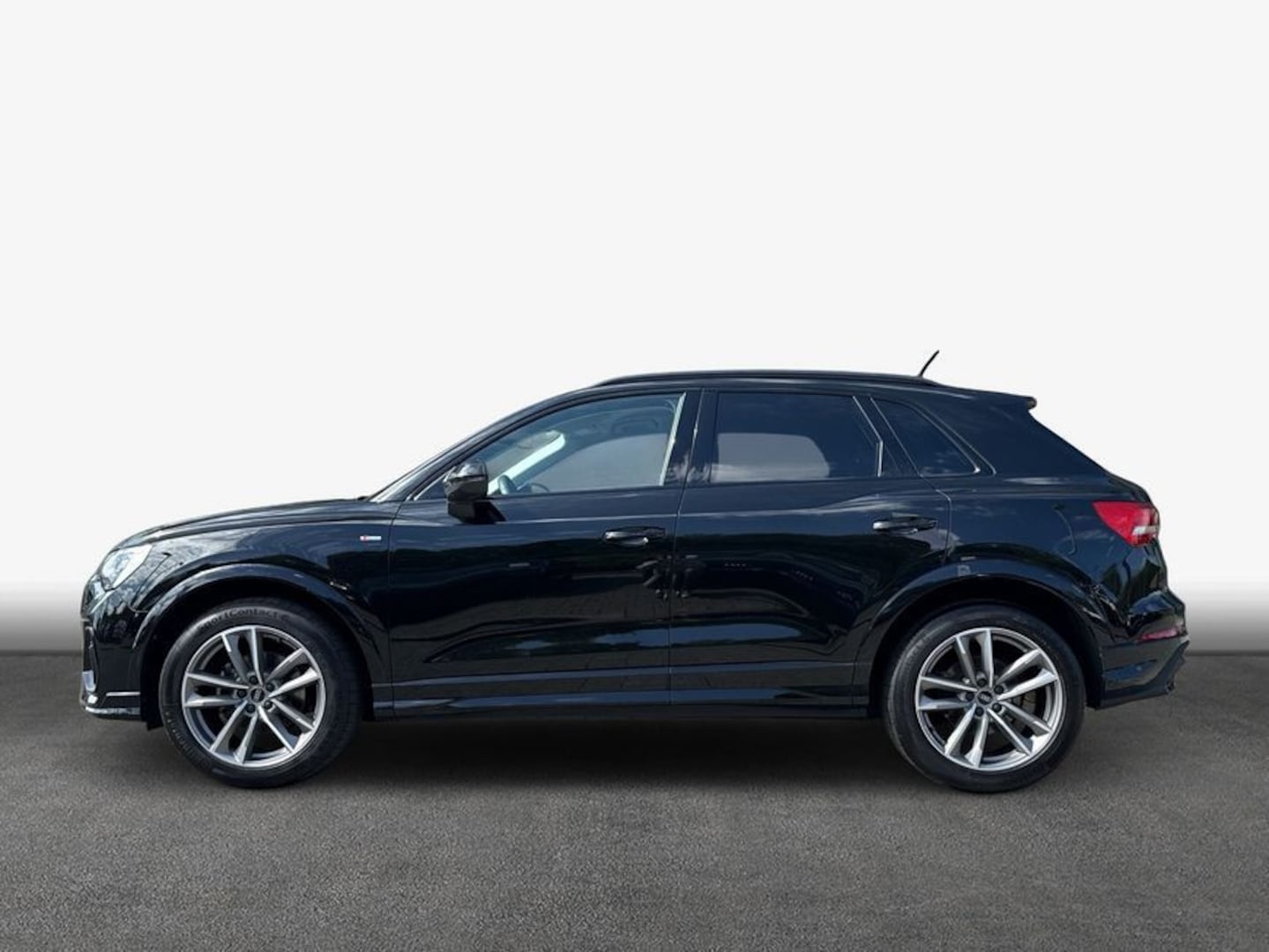 Bild über Audi Q3 S line 35 TFSI Schaltgetriebe - für weitere Informationen kontaktieren Sie den Audi Partner