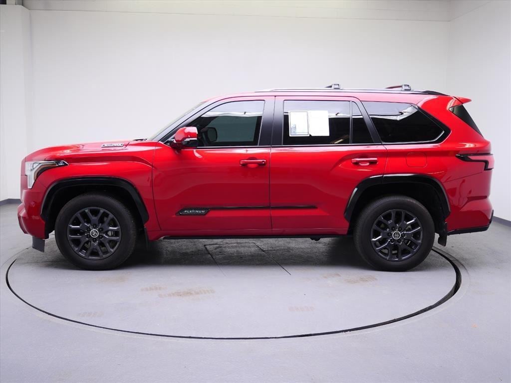 2024 Toyota Sequoia Platinum - Photo 12