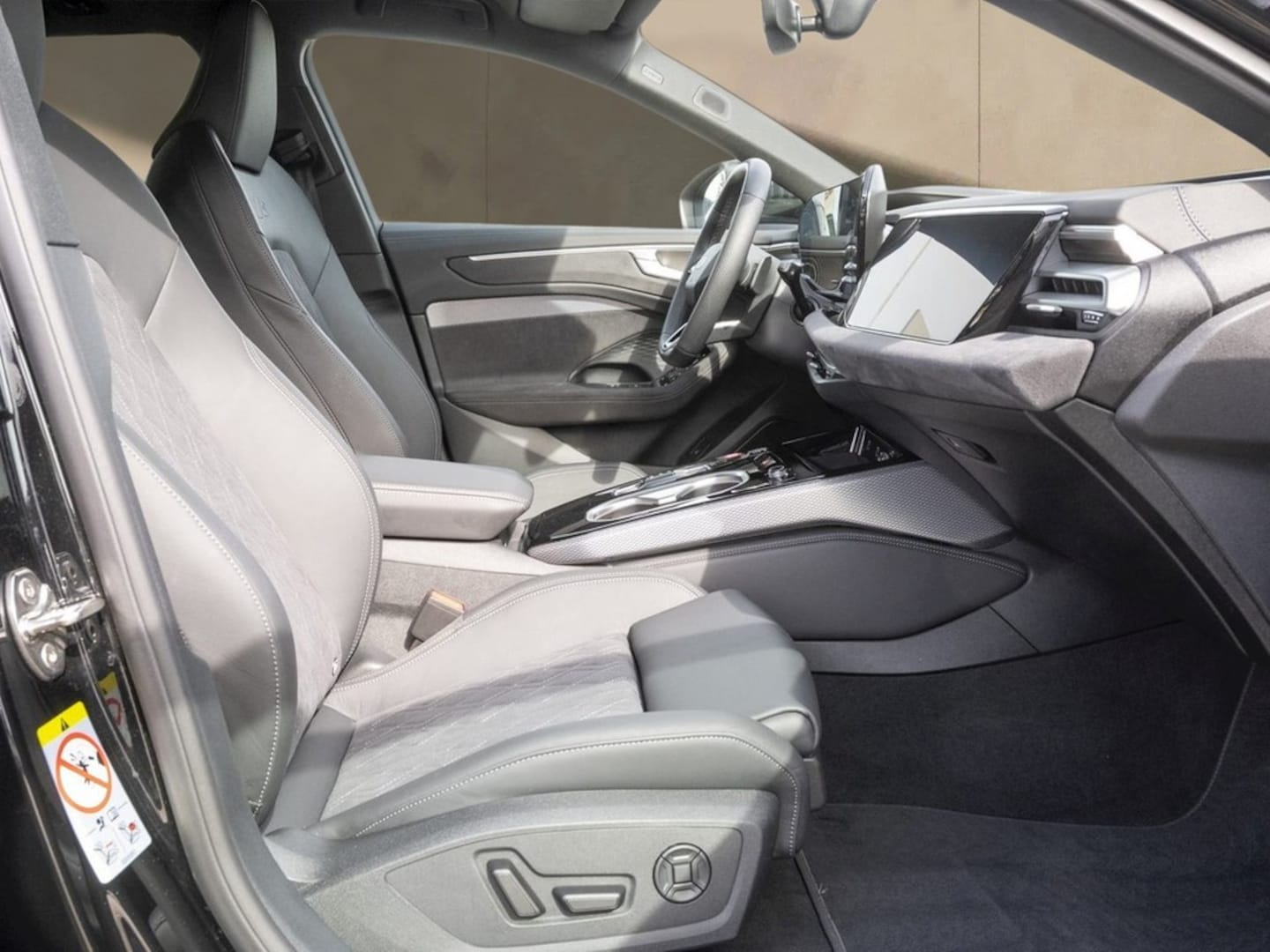 Bild über Audi A6 Avant e-hybrid e-hybrid quattro 220 kW S tronic - für weitere Informationen kontaktieren Sie den Audi Partner