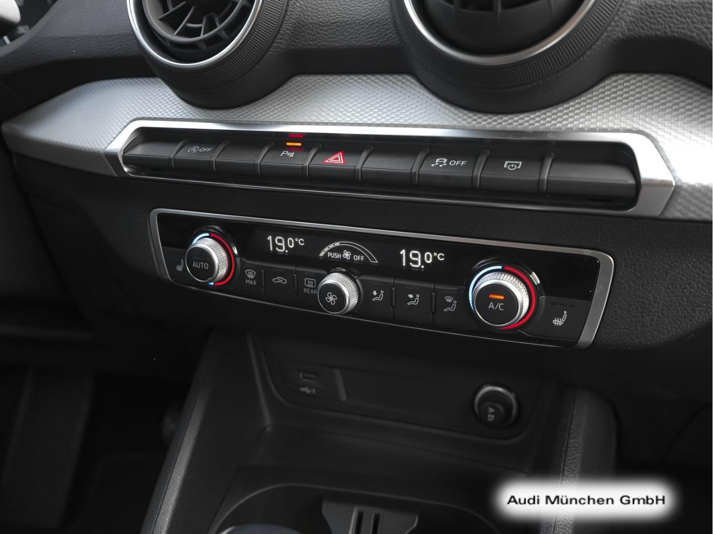 Bild über Audi Q2 35 TFSI S tronic - für weitere Informationen kontaktieren Sie den Audi Partner