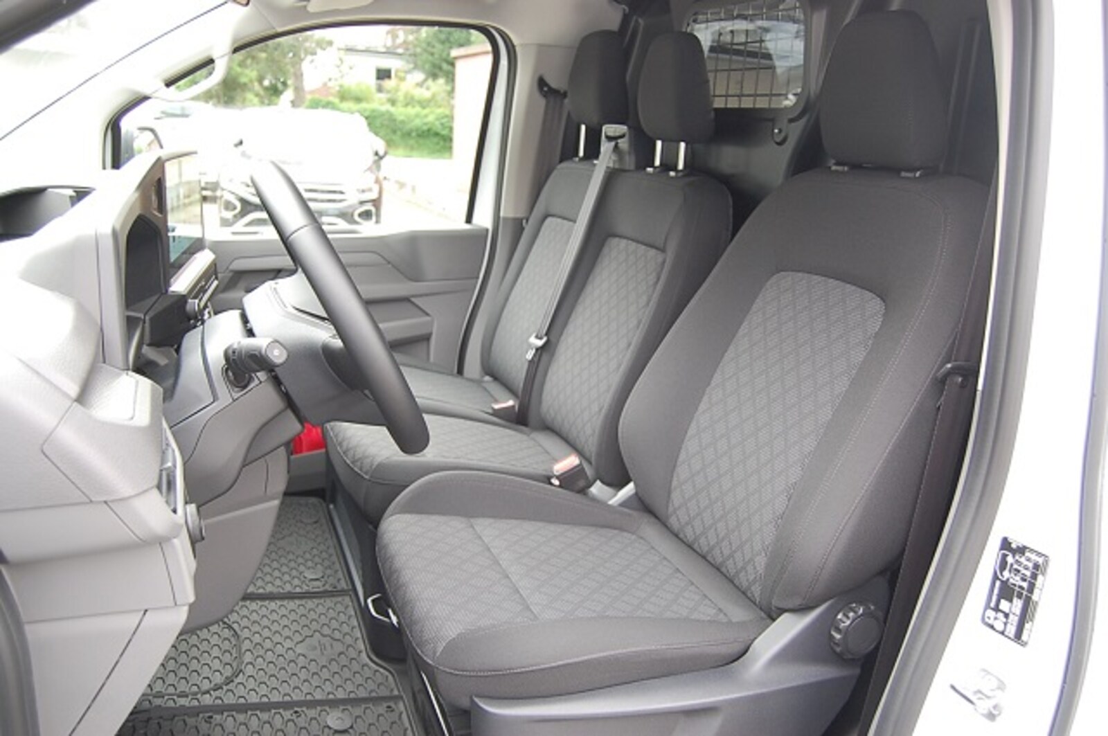 Volkswagen Transporter Kasten kurzer Radstand – Bild 7