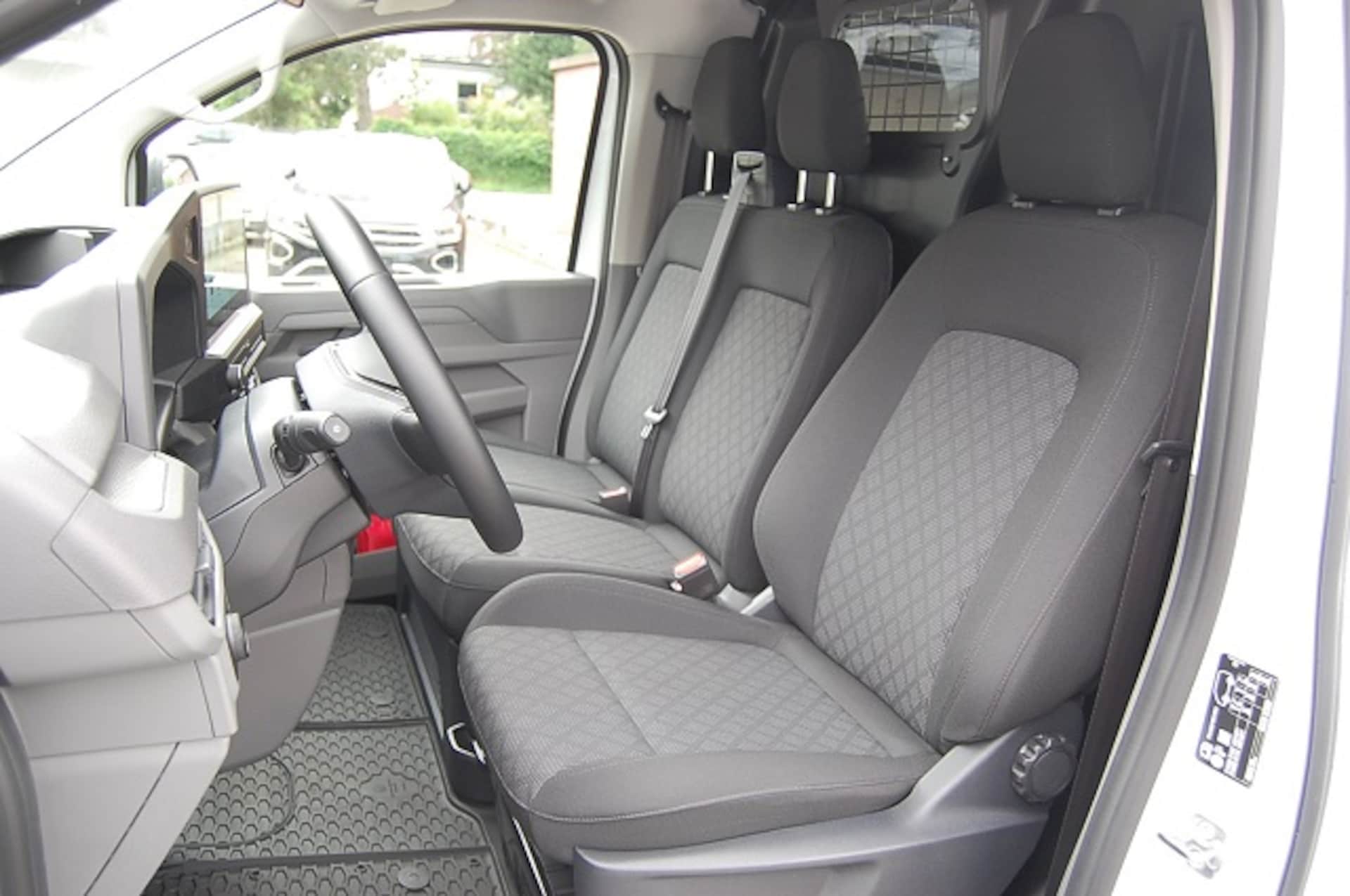 Volkswagen Transporter Kasten kurzer Radstand