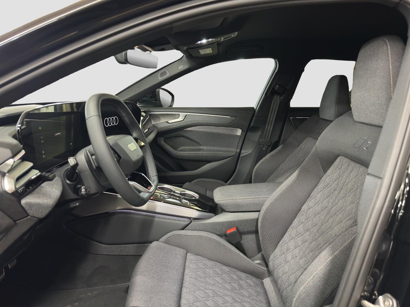 Bild über Audi A6 Avant TDI quattro 150 kW S tronic - für weitere Informationen kontaktieren Sie den Audi Partner