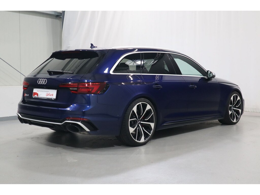 Image about Audi RS 4 Avant TFSI quattro tiptronic