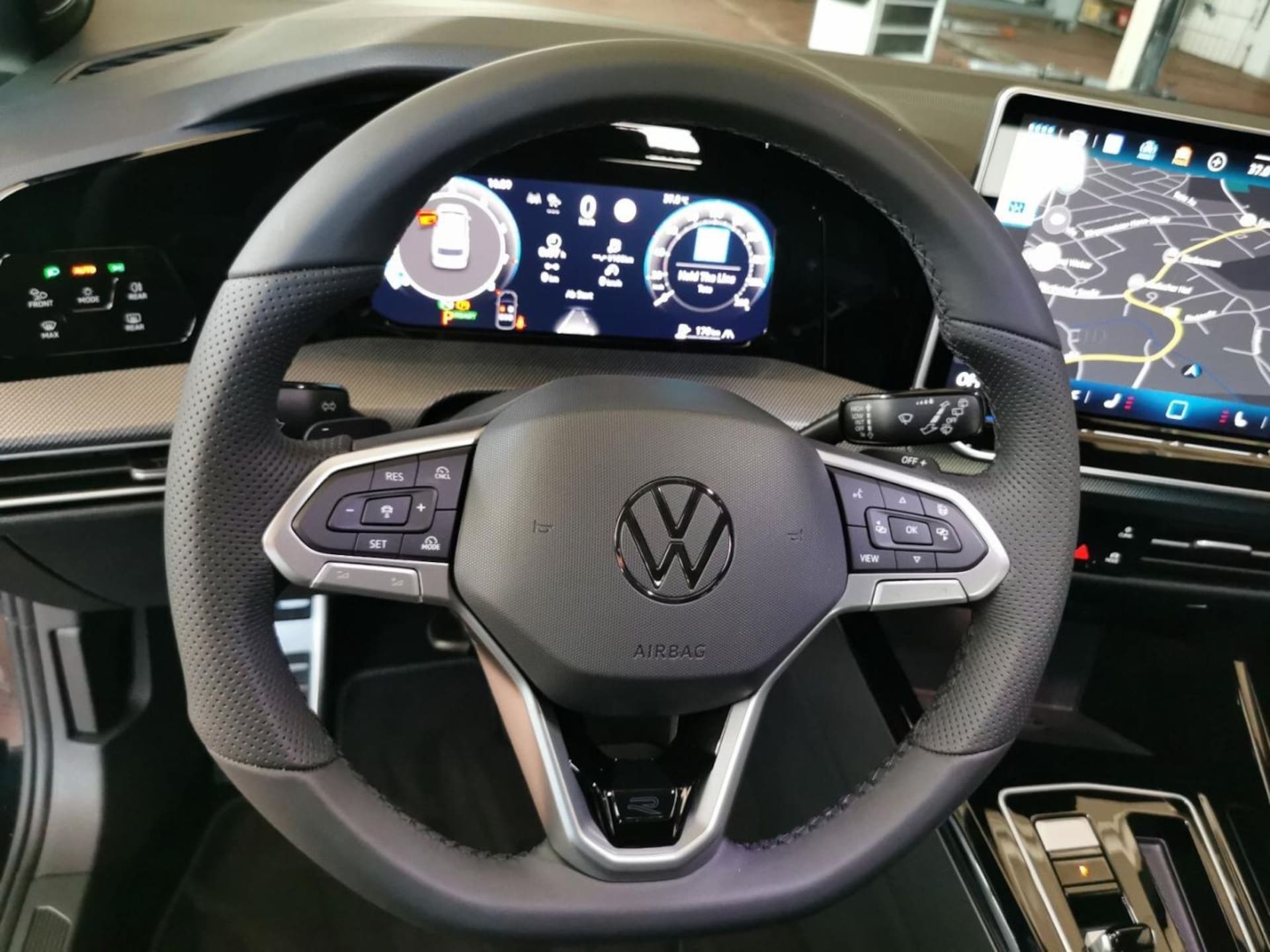 Volkswagen Golf Variant R-Line
